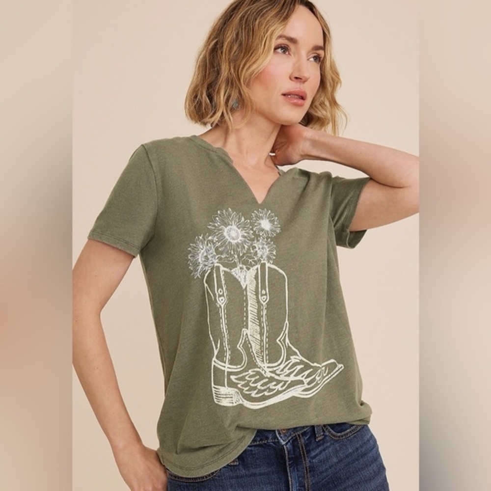 Maurices XXL Western Floral Boots Classic Fit graphic tee